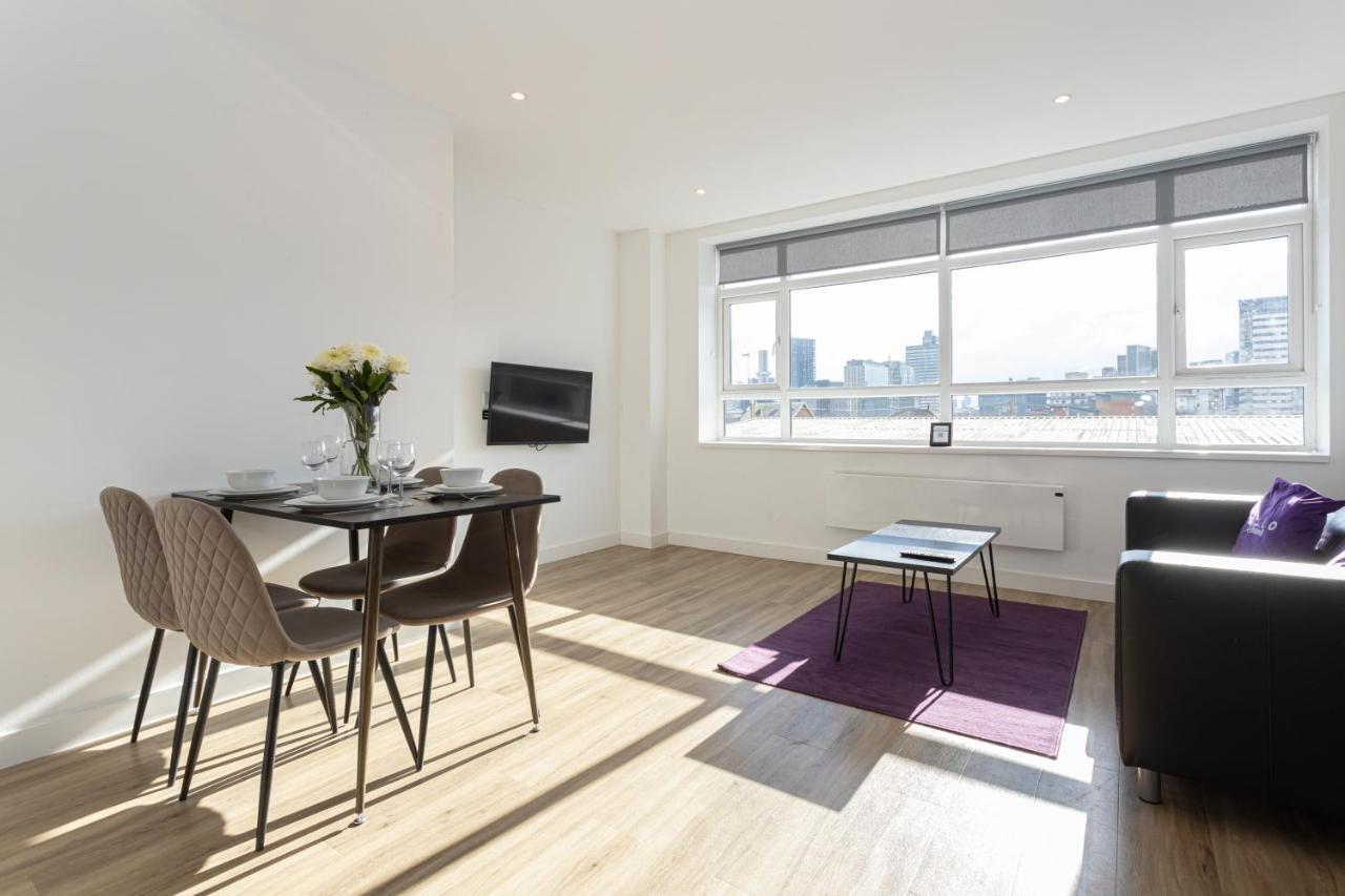 Pillo Rooms Serviced Apartments - Manchester Arena, Manchester
